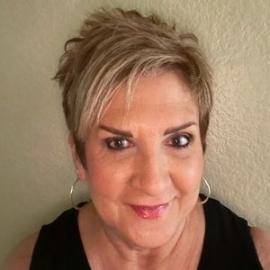 Meet your Posher, Janice